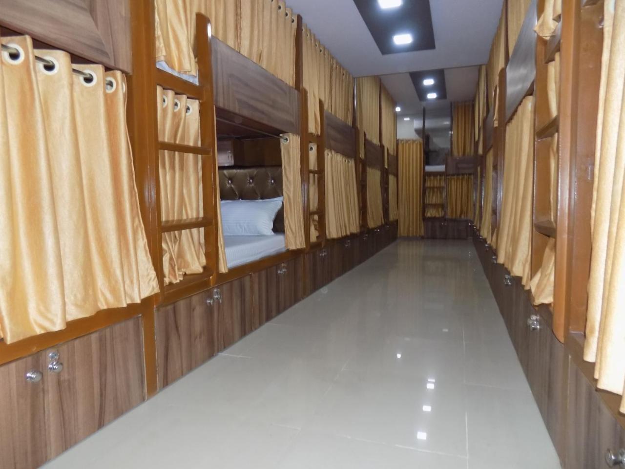 Metro Inn Dormitory Mumbai Luaran gambar