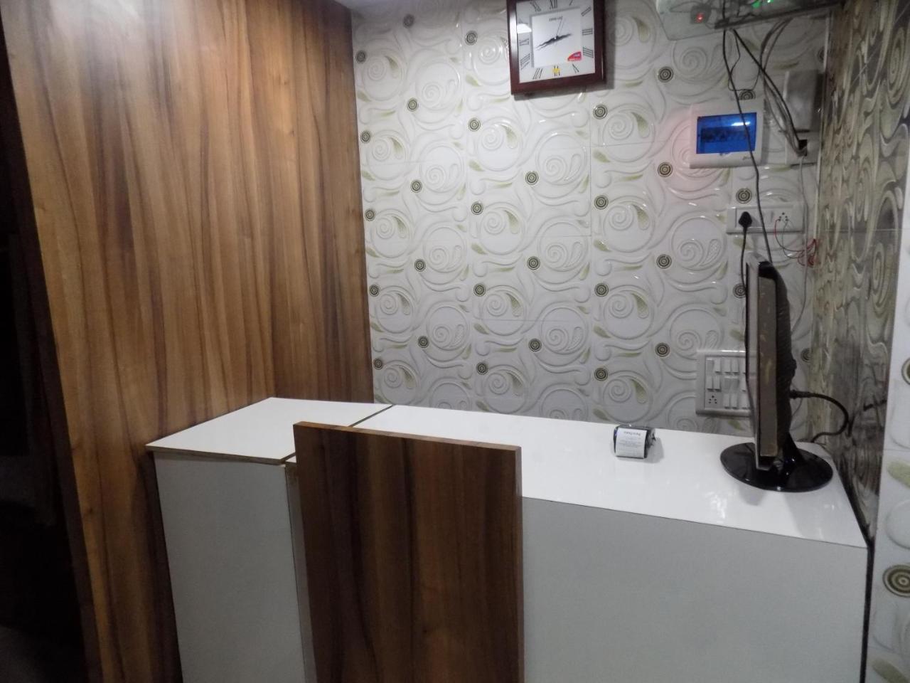Metro Inn Dormitory Mumbai Luaran gambar