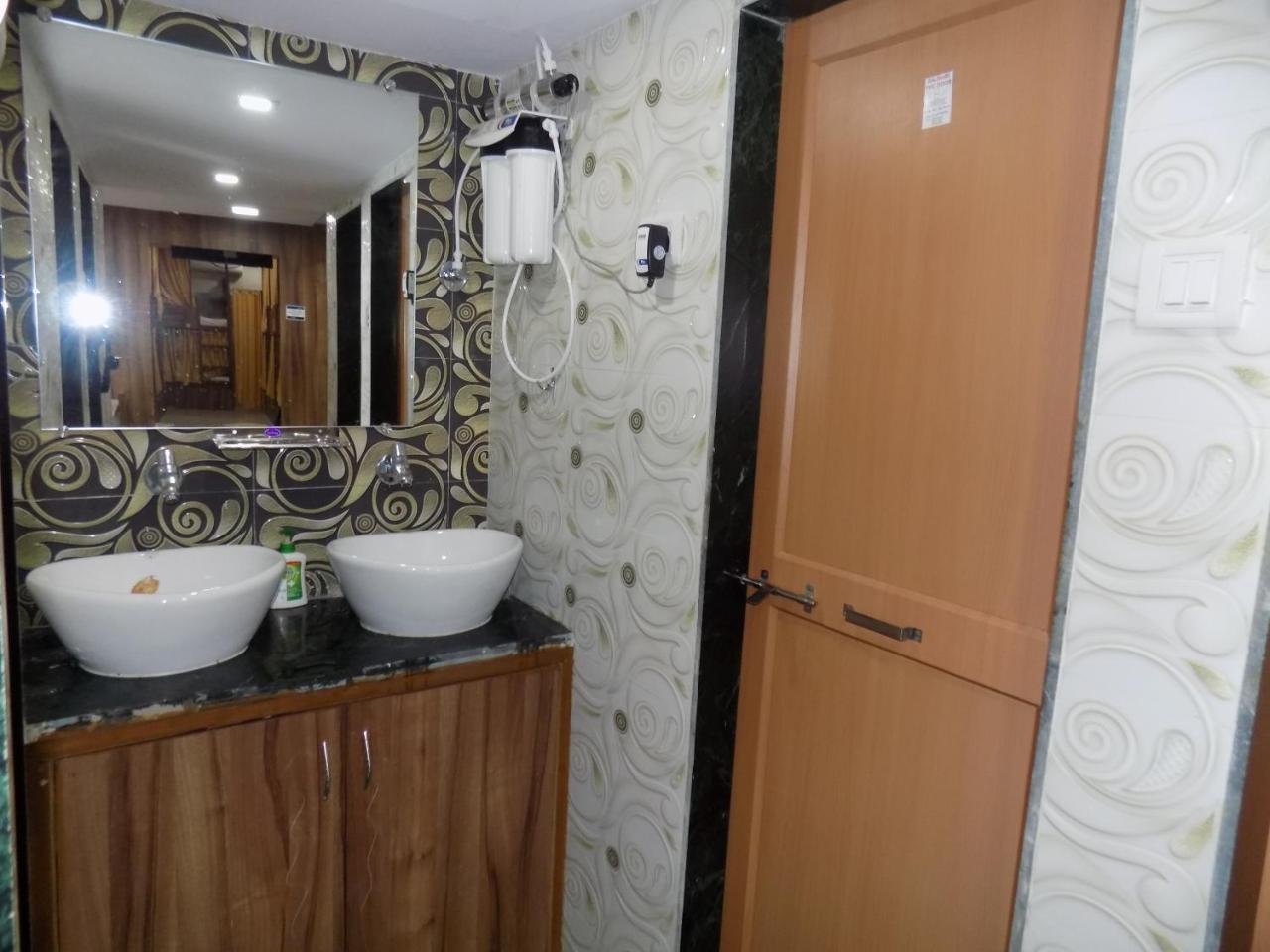 Metro Inn Dormitory Mumbai Luaran gambar