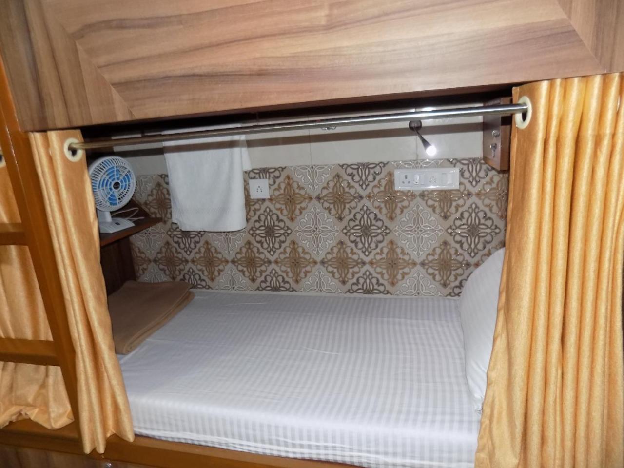 Metro Inn Dormitory Mumbai Luaran gambar